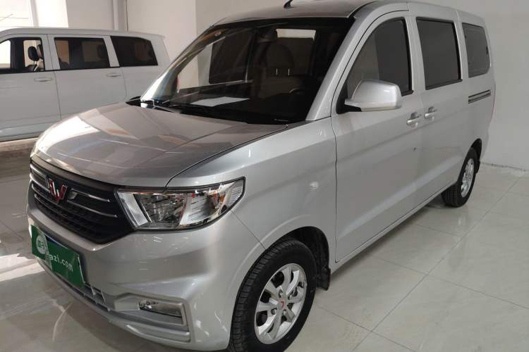 Used Wuling Hongguang V 2022 1.5L Enjoy Edition Hydraulic Power Steering LAR