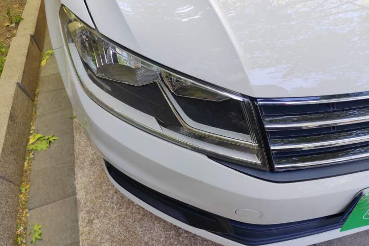 Used Volkswagen Santana 2017 Haval H9 1.6L Automatic Comfort Edition
