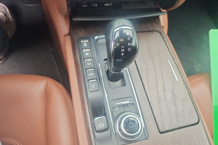 Used Maserati President 2017 3.0T Standard Model Gear Lever