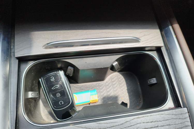 Used Chery Tiggo 8 PRO 2024 Champion Edition 390T Two-Wheel Drive Peak Version 5 Seats
