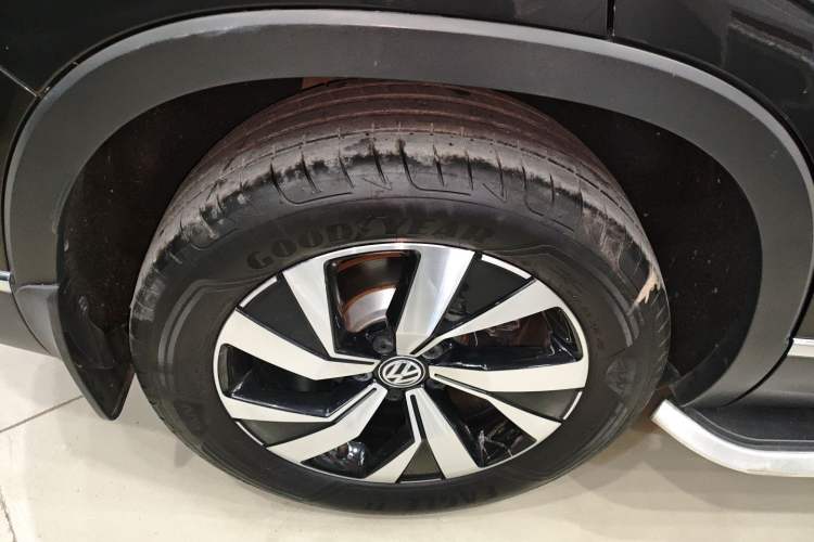 Used Volkswagen Tayron 2020 280TSI Two-Wheel Drive Luxury Connect Edition