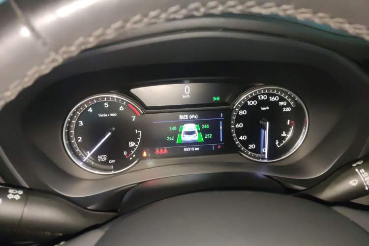 Used Cadillac XT4 2022 28T Two-Wheel Drive Prestige Version Instrument Cluster