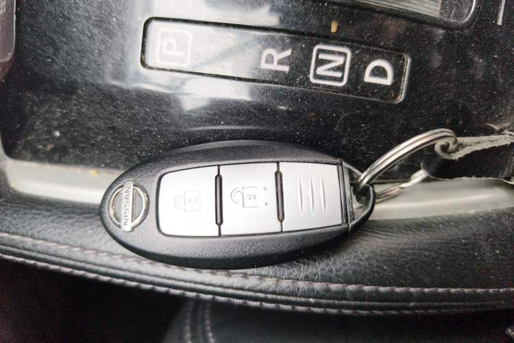 Used Nissan X-Trail 2014 2.0L CVT Comfort Edition 2WD Vehicle Key