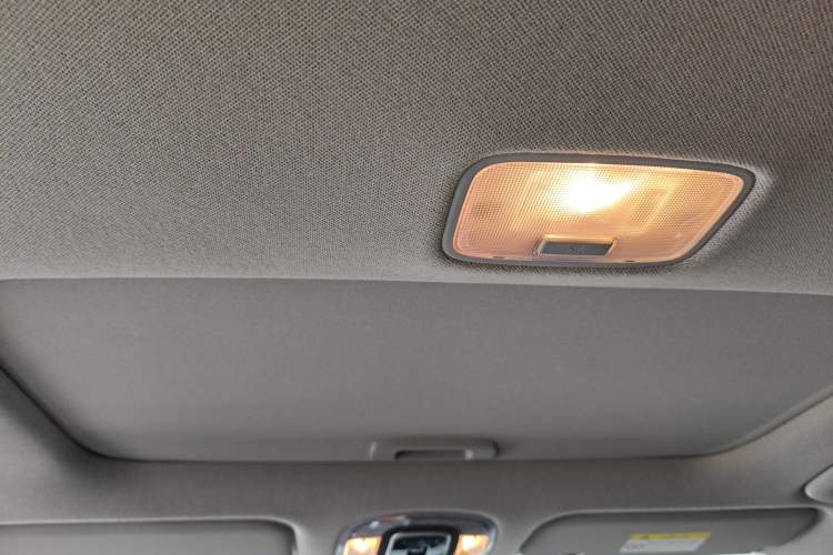 Used Hyundai Elantra 2023 1.5L CVT GLX Elite Edition Headliner