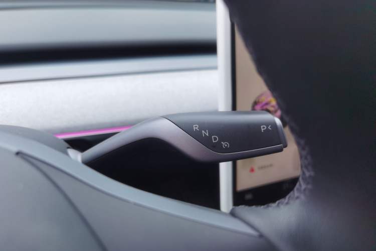 Used Tesla Model Y 2024 Rear-Wheel-Drive Version