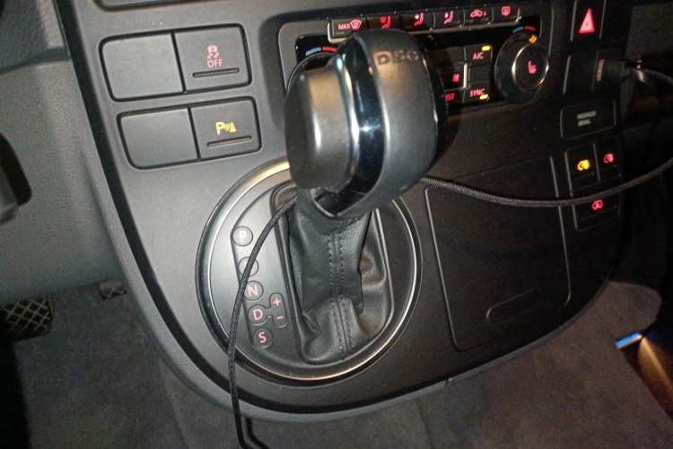 Used Volkswagen Multivan 2012 2.0 TSI Four-Wheel Drive Deluxe Edition
