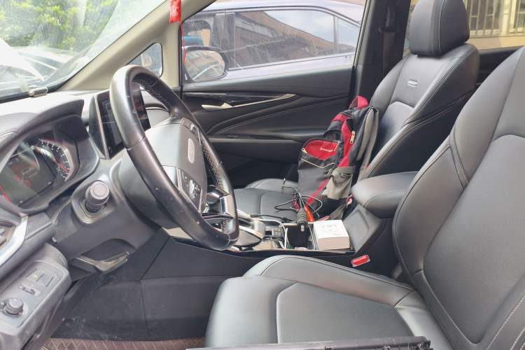 Used SAIC MAXUS G50 2020 1.5T Automatic Luxury Edition Left Front Seat