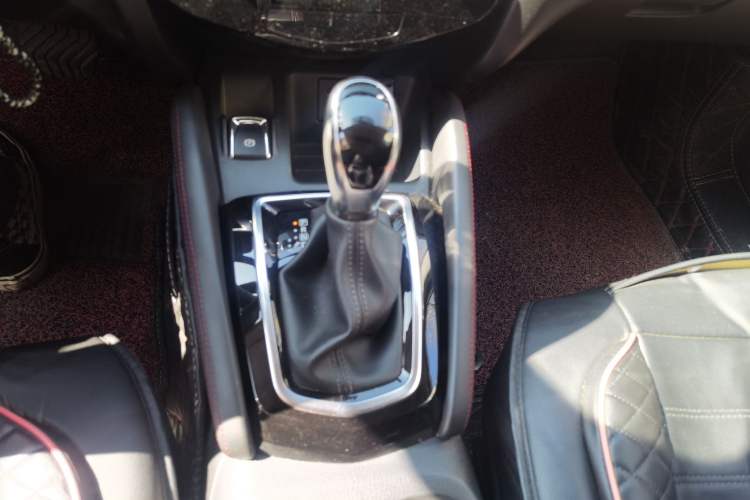 Used Nissan Qashqai 2019 2.0L CVT Smart Enjoyment Version Gear Lever