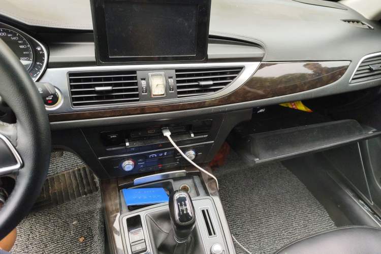 Used Zotye Z700 2016 1.8T Manual Luxury Model