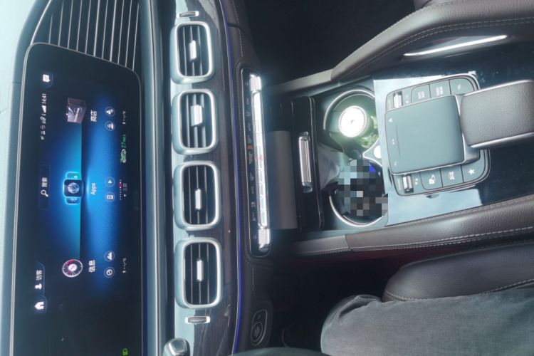 Used Mercedes-Benz GLS 2023 GLS 450 4MATIC Stylish Model Audio And AC Panel