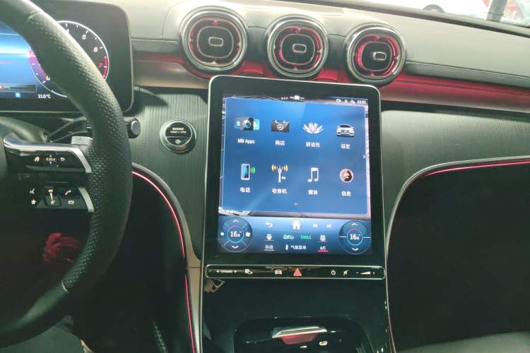 Used Mercedes-Benz C-Class 2024 Restyled C 260 L Sport Edition Audio And AC Panel