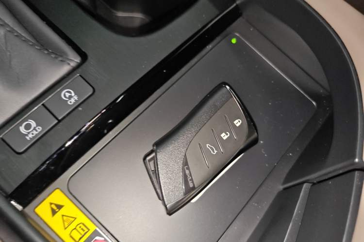 Used Lexus ES 2025 200 Premium Edition