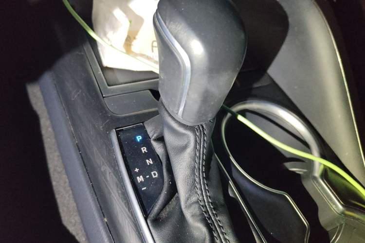 Used Toyota Camry 2021 2.0G Luxury Edition