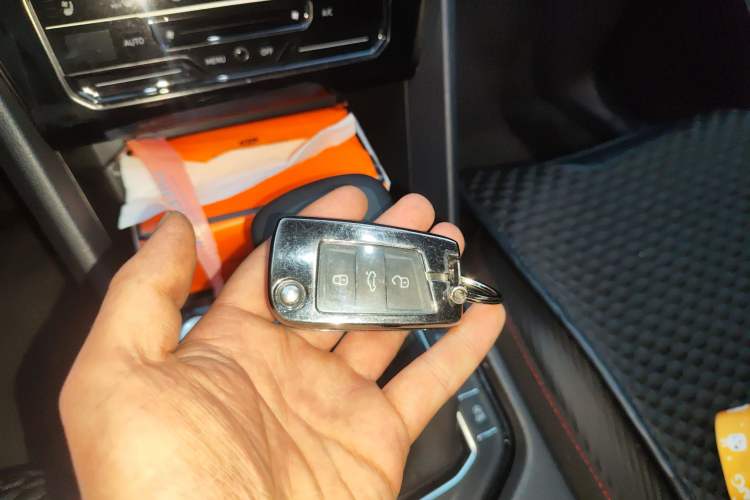 Used Volkswagen Tiguan L 2023 Restyled 330TSI Automatic Two-Wheel Drive R-Line Flagship Edition