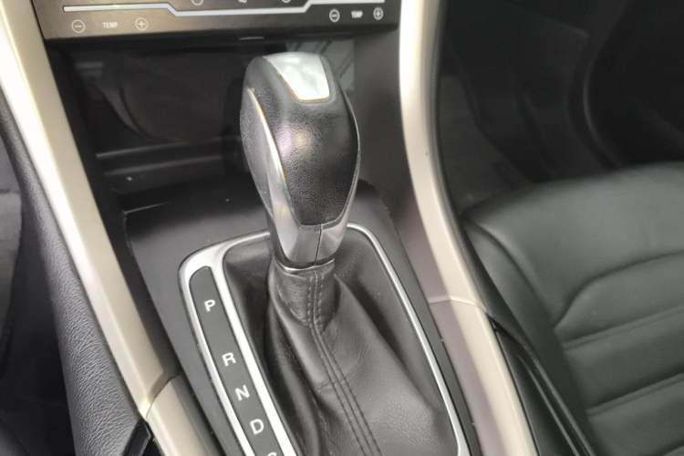 Used Ford Mondeo 2013 2.0L GTDi 200 Fashion Edition
