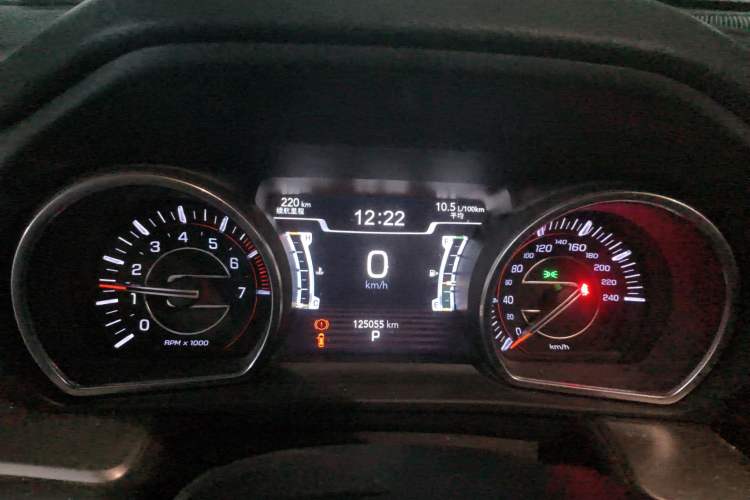 Used Jeep Commander 2018 2.0T Two-Wheel Drive Enjoyment Version China VI Emission Standard