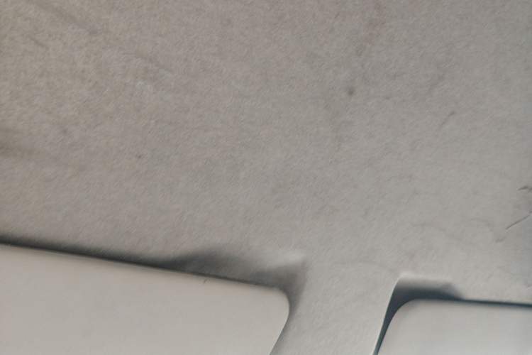 Used Ford Classic Transit 2013 2.8T Diesel Logistics Model with Short Wheelbase and Mid-Roof JX493ZLQ4