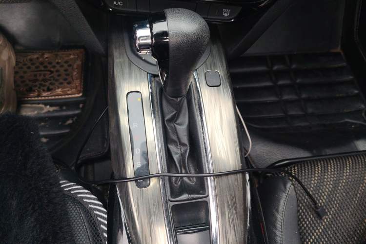 Used Honda XR-V 2015 1.8L EXi CVT Comfort Version