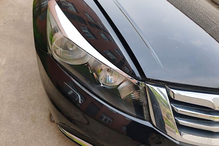 Used Honda Accord 2013 2.0L SE Right Front Headlight