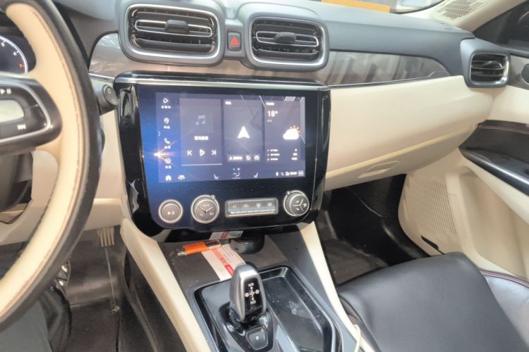 Used Lynk & Co 02 2019 1.5T DCT Two-Wheel Drive Shine Pro Edition China VI Standard