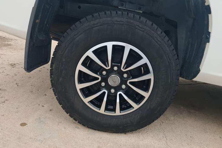 Used Zxauto Terralord 2018 2.5T Diesel Business Edition 4x4 Comfortable Large Double Cab SD4V25R-100 Exterior 3