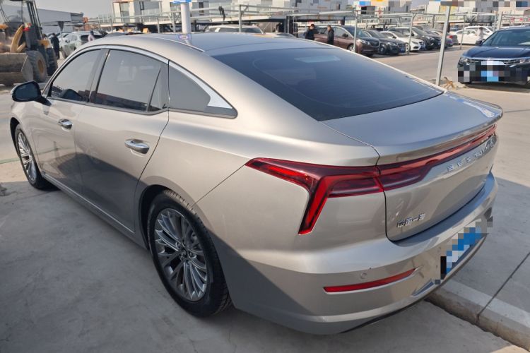 Used Bestune B70 2023 Third Generation 1.5T Automatic Enjoyment Version
