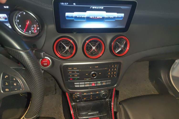 Used Mercedes-Benz GLA 2017 GLA 200 Fashion Model
