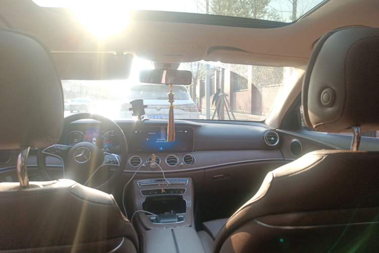 Used Mercedes-Benz E-Class 2021 Facelift E 260 L Headliner