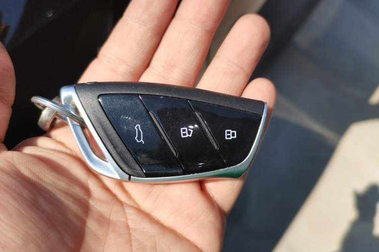 Used SAIC MAXUS G50 PHEV 2025 Leading Edition
