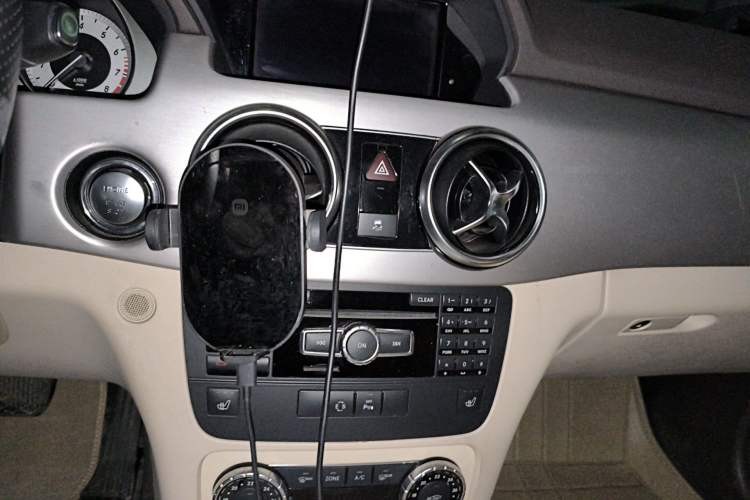 Used Mercedes-Benz GLK-Class 2015 GLK 300 4MATIC Fashion Edition Ultimate Version Audio And AC Panel