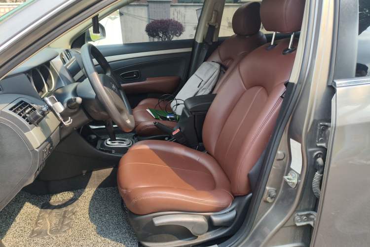 Used Nissan Sylphy 2016 Classic 1.6XE Automatic Comfort Edition
