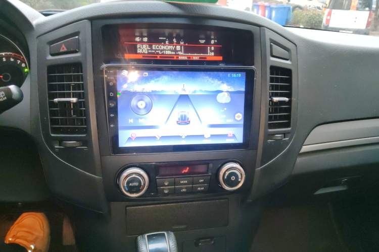 Used Mitsubishi Pajero 2012 3.0L Elite Edition
