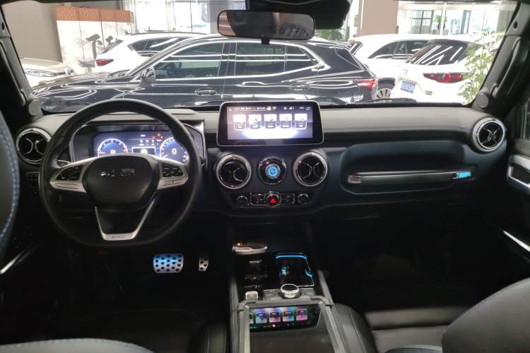 Used BAIC Off-Road BJ40 2021 2.0D Automatic Four-Wheel Drive Blade Hero Edition Adventurer Type
