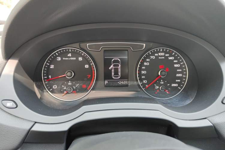 Used Audi Q3 2017 30 TFSI Fashion Model
