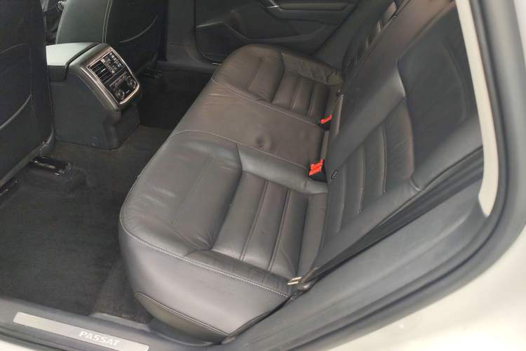 Used Volkswagen Passat 2016 330TSI DSG Prestige Edition Left Rear Seat