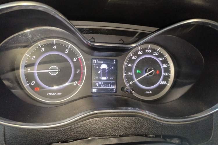 Used Baojun 560 2017 Rhythmic Edition 1.8L iAMT Prestige Model
