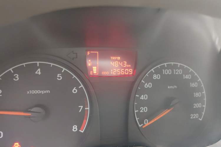 Used Hyundai Verna (older generation) 2010 Sedan 1.4L Manual Standard GL Model