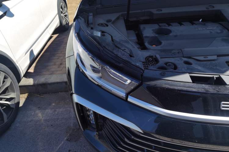 Used EXEED Lingyun 2025 300T Two-Wheel Drive Starry Edition
