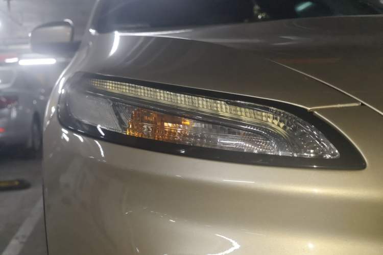 Used Jeep Cherokee 2017 2.0L Superior Edition
