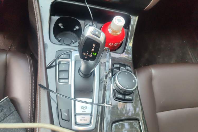 Used BMW 5 Series 2017 525Li Luxury Design Package
