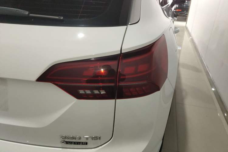 Used Volkswagen Tayron 2021 380TSI All-Wheel Drive R-Line Connected Version