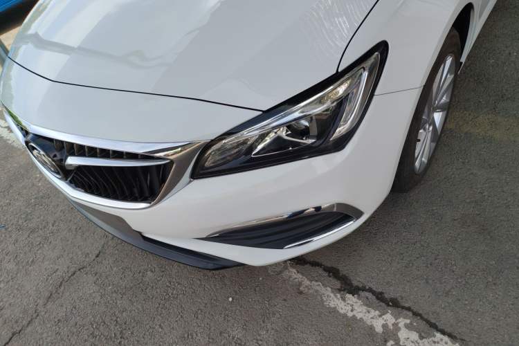 Used Buick Verano 2018 Sedan 15S Automatic Leading Model
