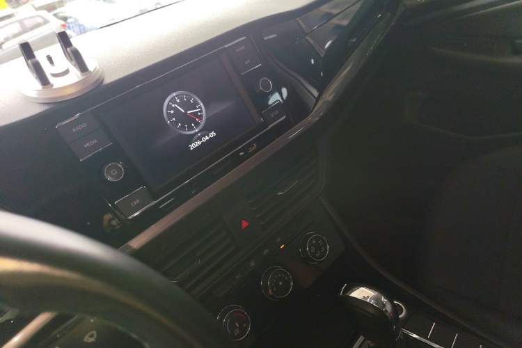 Used Volkswagen Bora 2019 Revised Version 1.5L Automatic Comfort Edition China V Standard Audio And AC Panel