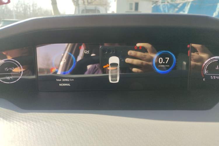 Used CHANGAN UNI-V 2022 1.5T Prestige Version Instrument Cluster