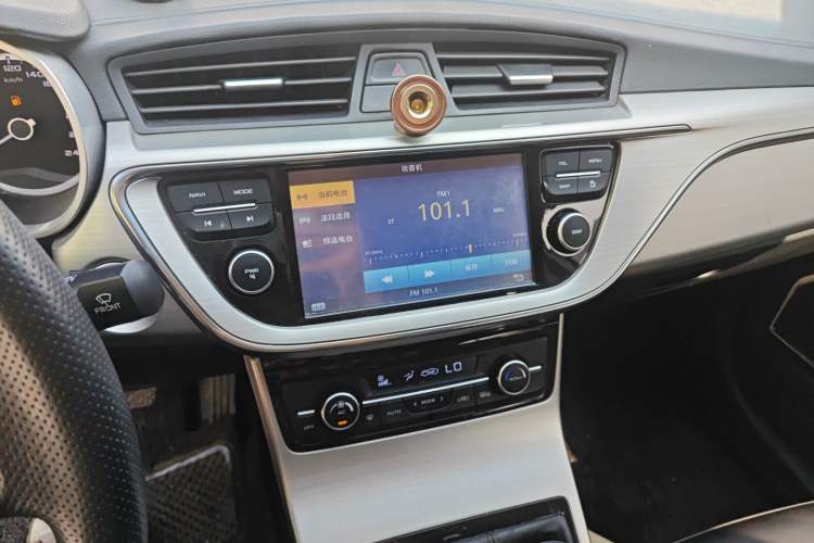 Used Geely Auto Emgrand GL 2017 1.8L Manual Elite Model