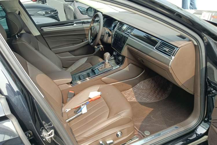 Used Volkswagen Phideon 2021 380TSI Luxury Edition