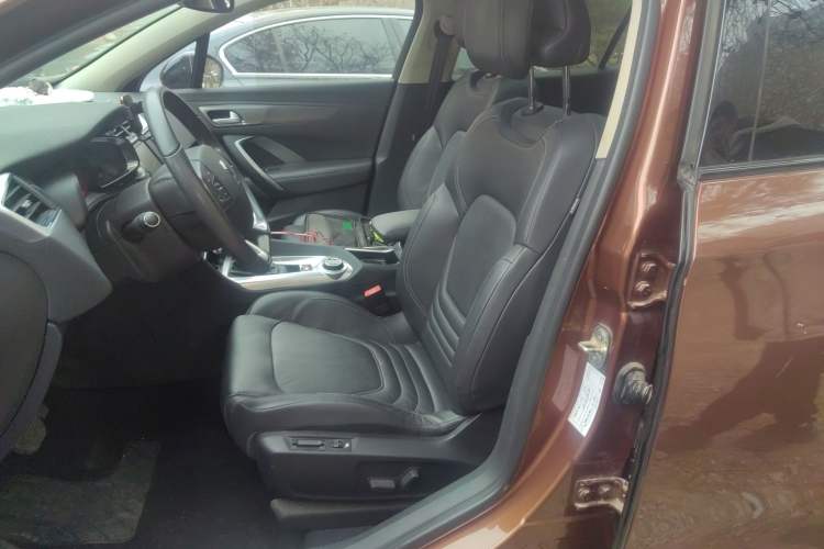 Used DS 6 2016 1.6T Luxury Edition THP160
