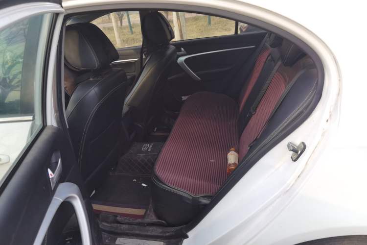 Used Geely Auto Emgrand 2016 Sedan 1.5L Manual Upward Edition