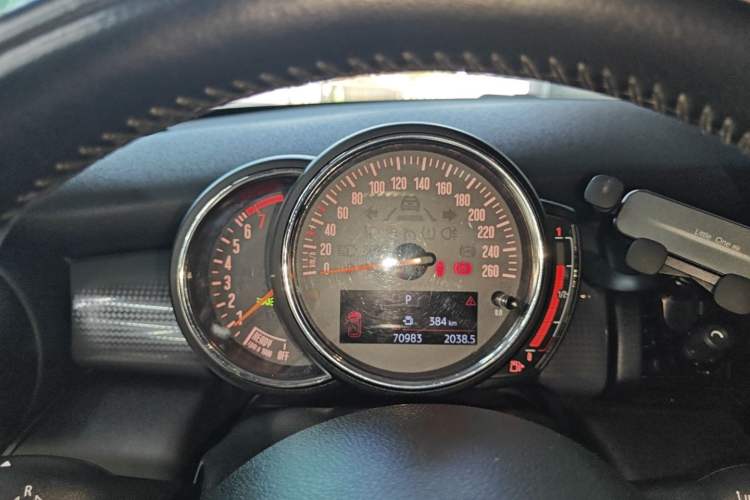 Used MINI MINI 2016 1.5T COOPER Five-Door Edition