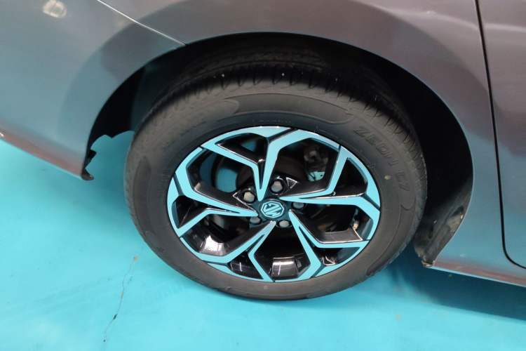 Used MG 5 2021 180 DVVT CVT Youth Luxury Edition
